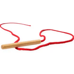 Holznadel mit Schnur