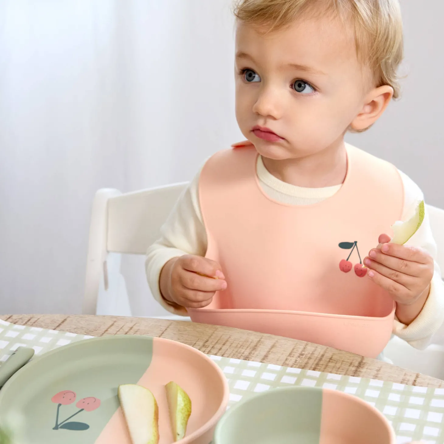 Kinderteller "Kirsche" aus Silikon