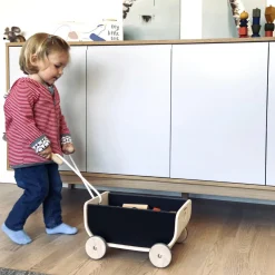 Nachziehwagen aus Öko Holz